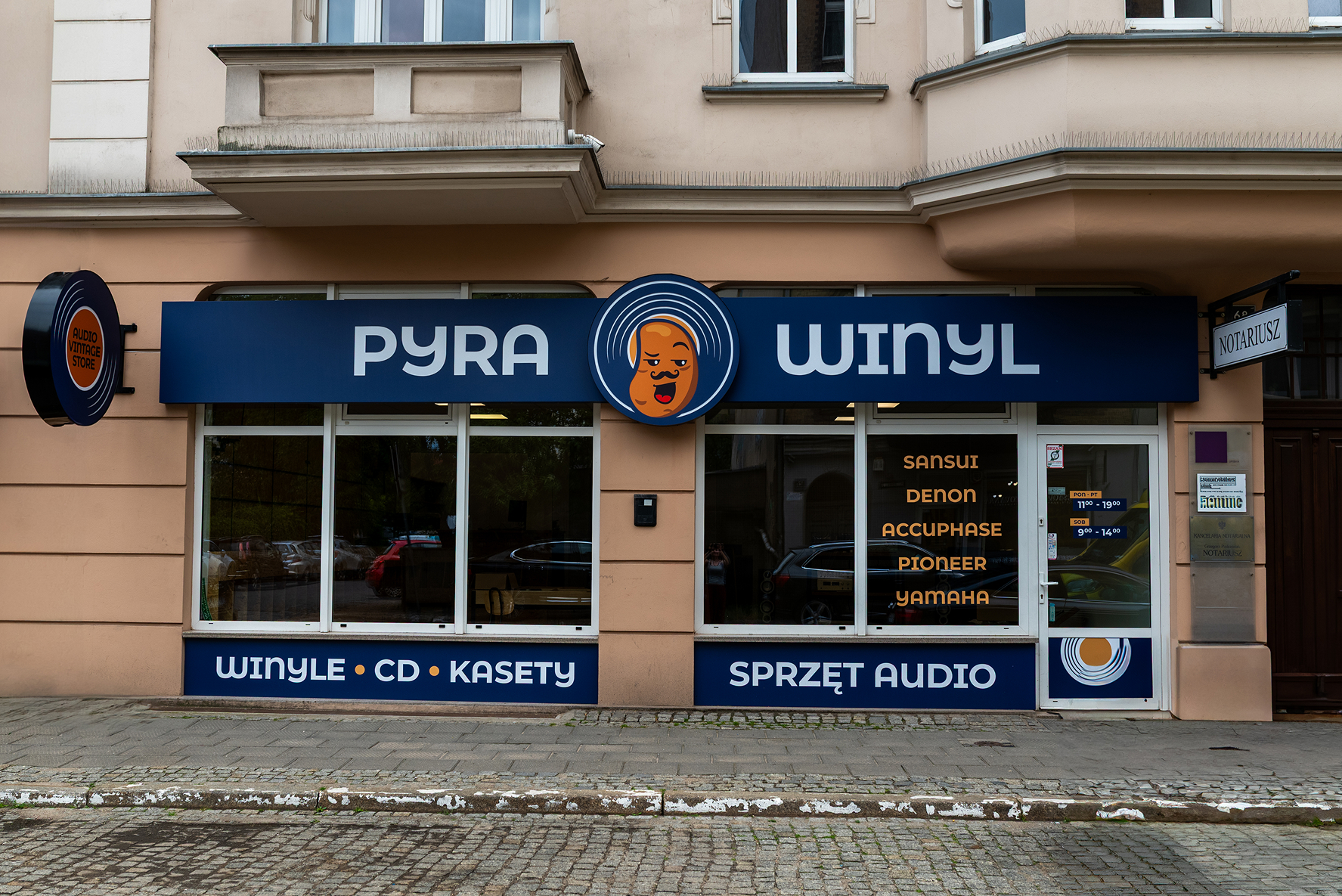 Sklep stacjonarny Pyra Winyl